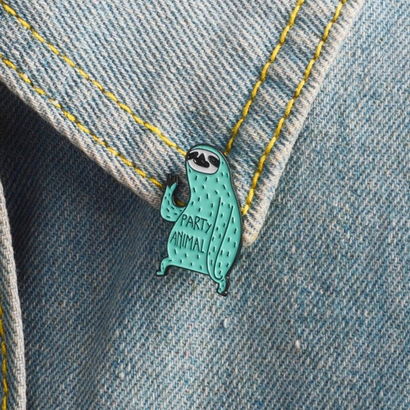 Jewelry - Party Animal Trendy Sloth Enamel Pin